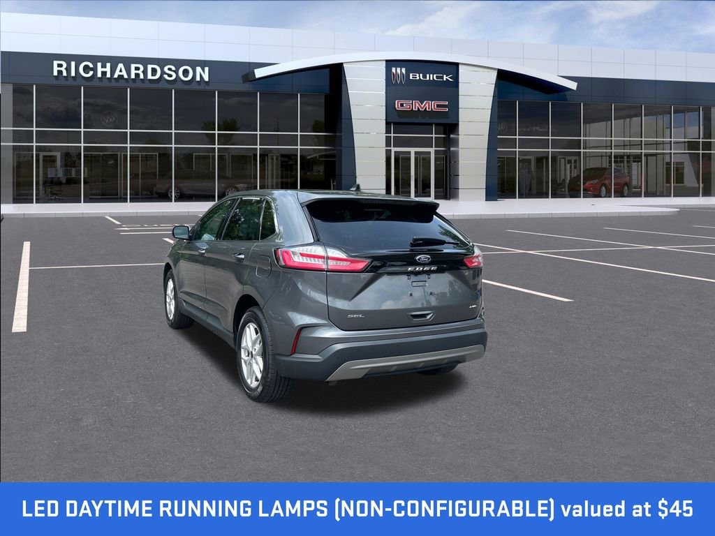 Used 2023 Gray Ford SEL image 3
