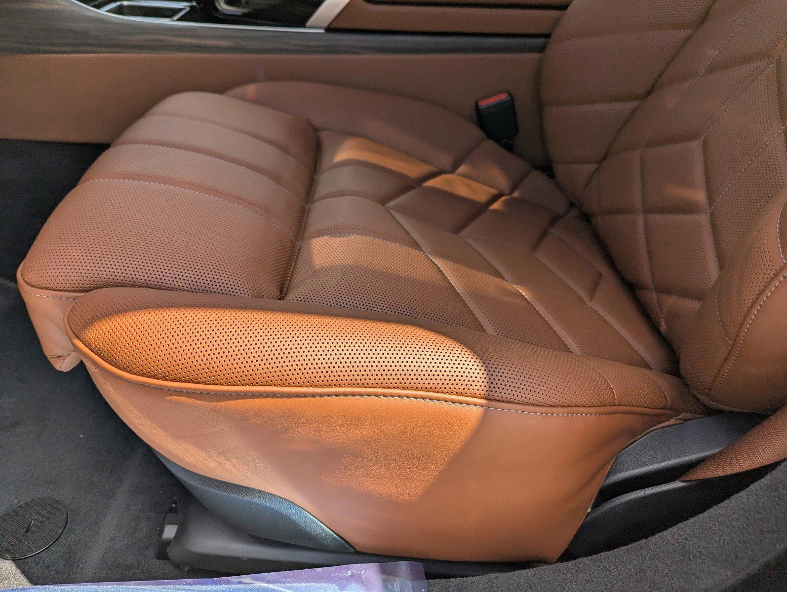 New 2026 Mineral White Metallic BMW 760i xDrive image 20