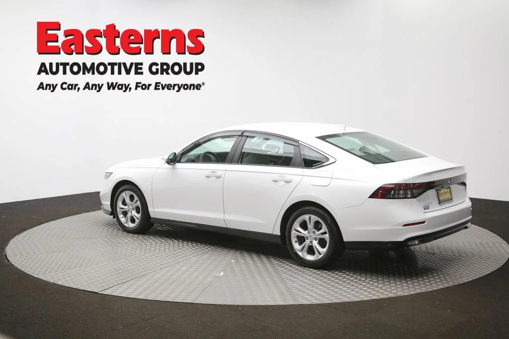 Used 2025 White Honda LX image 61
