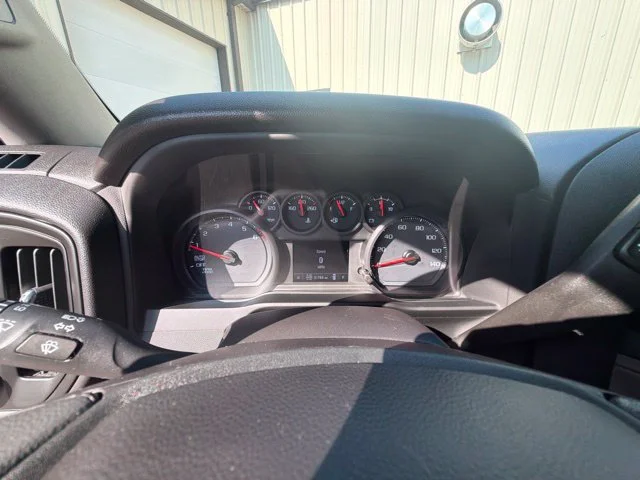 Used 2023 Gray Chevrolet Custom image 25