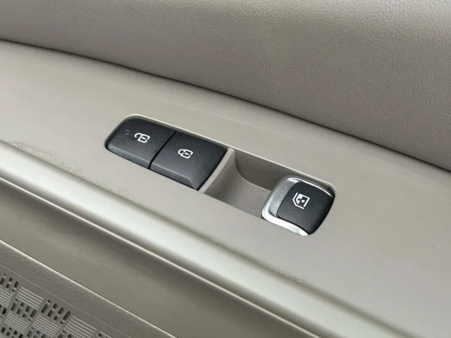 Certified Used 2026 Gray Kia EX image 18