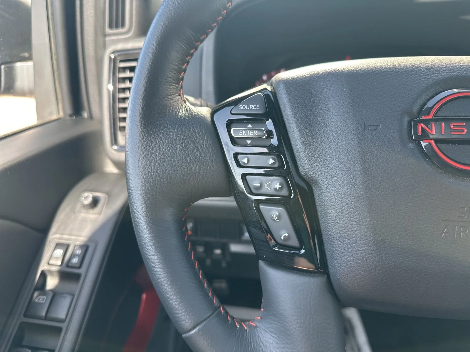 Used 2024 Gray Nissan PRO-4X image 43