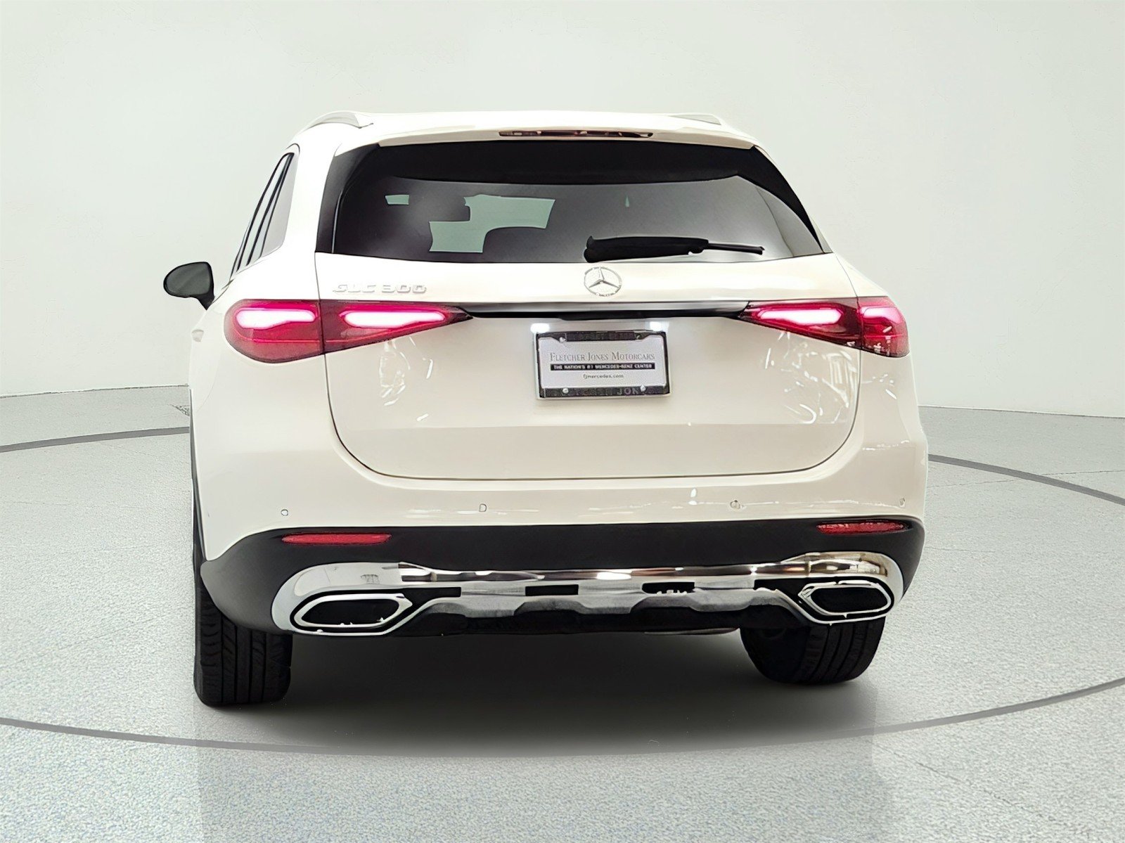 Certified Used 2024 Polar White Mercedes-Benz GLC 300 SUV image 6