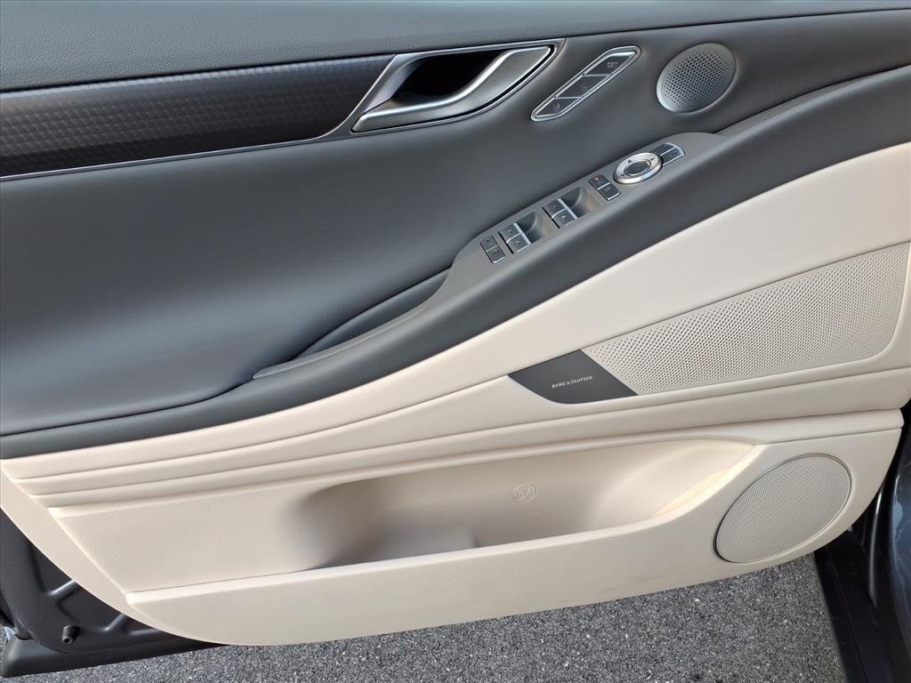 2026 GENESIS G80 Sport Prestige - Photo 15