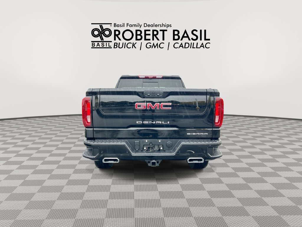 Used 2025 Onyx Black GMC Denali image 7