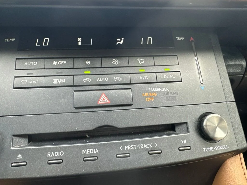 Used 2016 Red Lexus 200t image 17