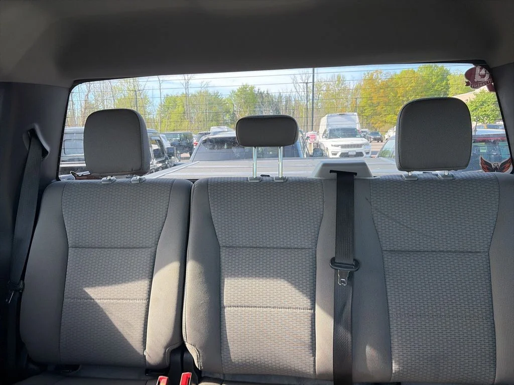 Used 2021 Gray Ford XLT image 9