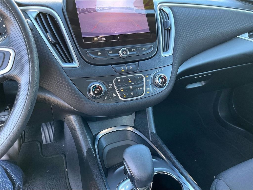 Used 2022 Gray Chevrolet LT image 25