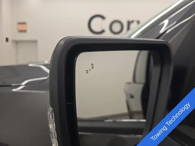 New 2026 Carbonized Gray Metallic Ford XLT image 42