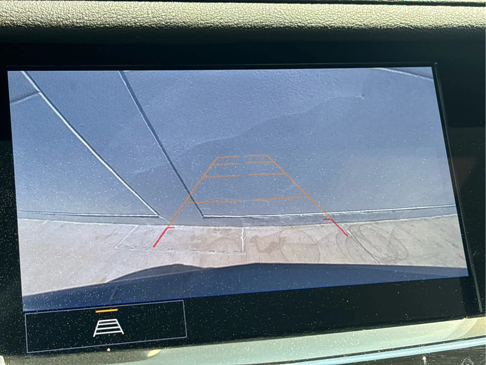 Used 2024 Argent Silver Metallic Cadillac Sport image 25