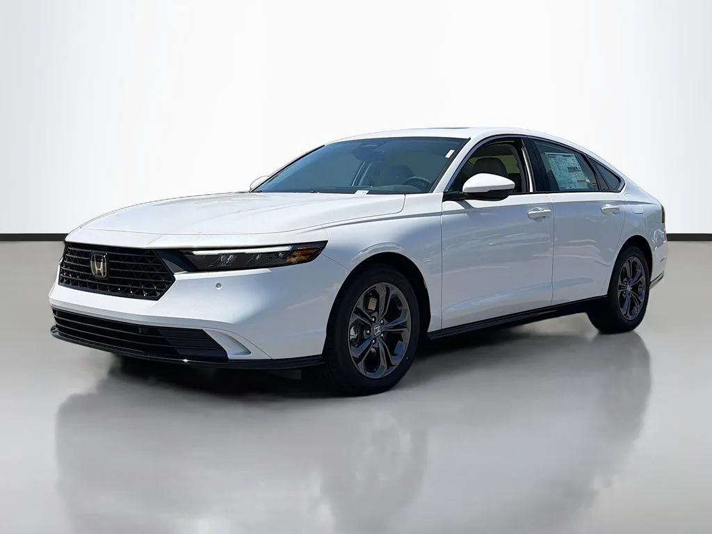 New 2026 Platinum White Pearl Honda EX-L image 2