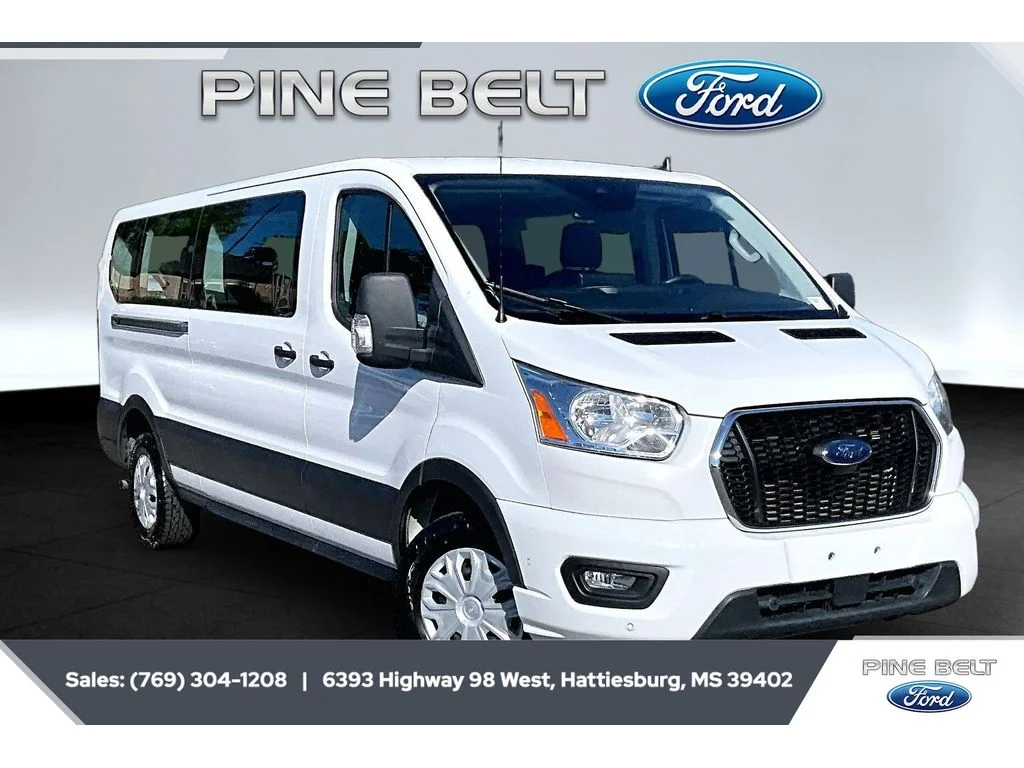 Used 2022 Oxford White Ford XLT image 1