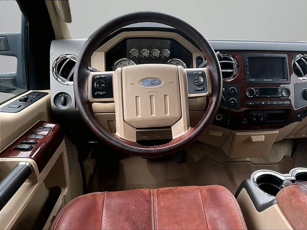 Used 2008 Red Ford  image 5