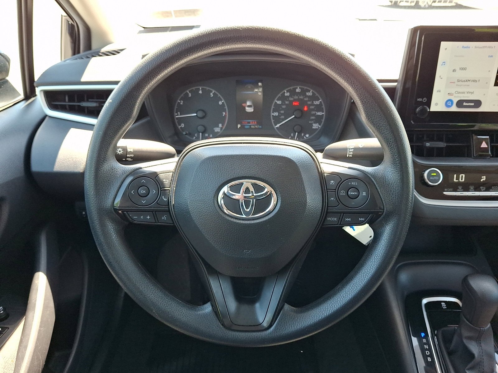 Used 2025 Midnight Black Metallic Toyota LE image 20