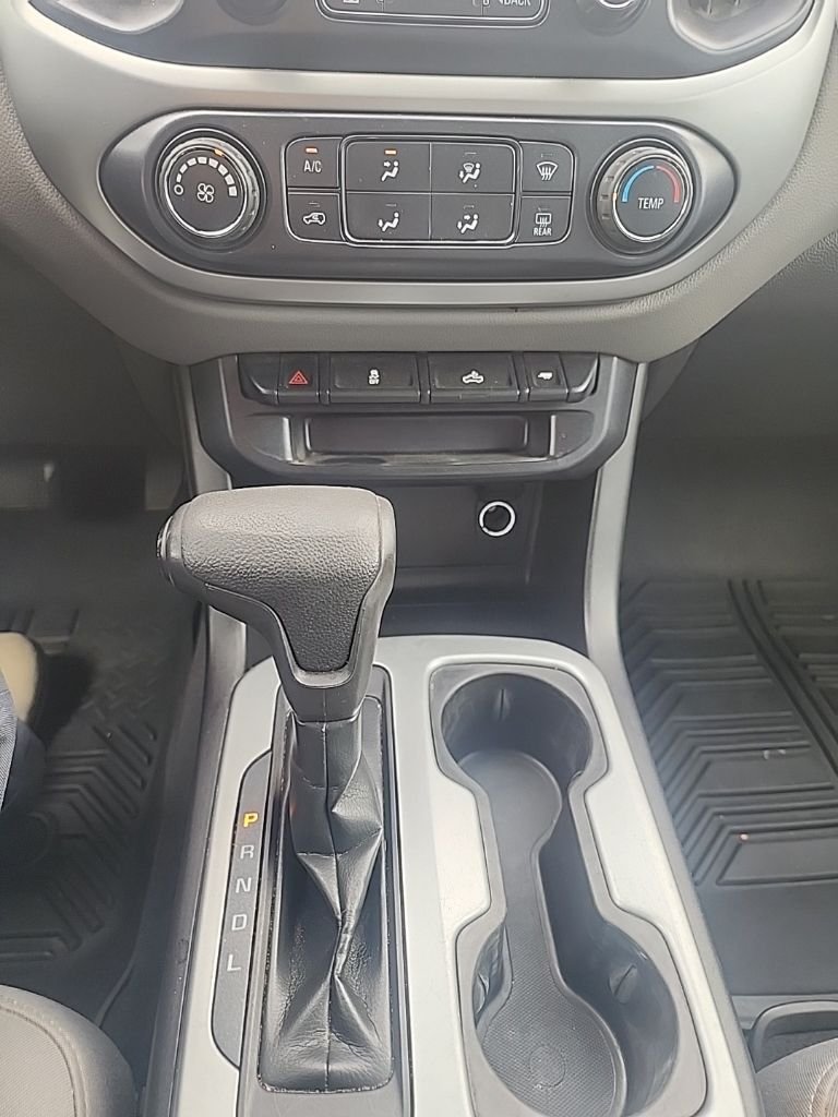 Used 2019 White Chevrolet LT image 19