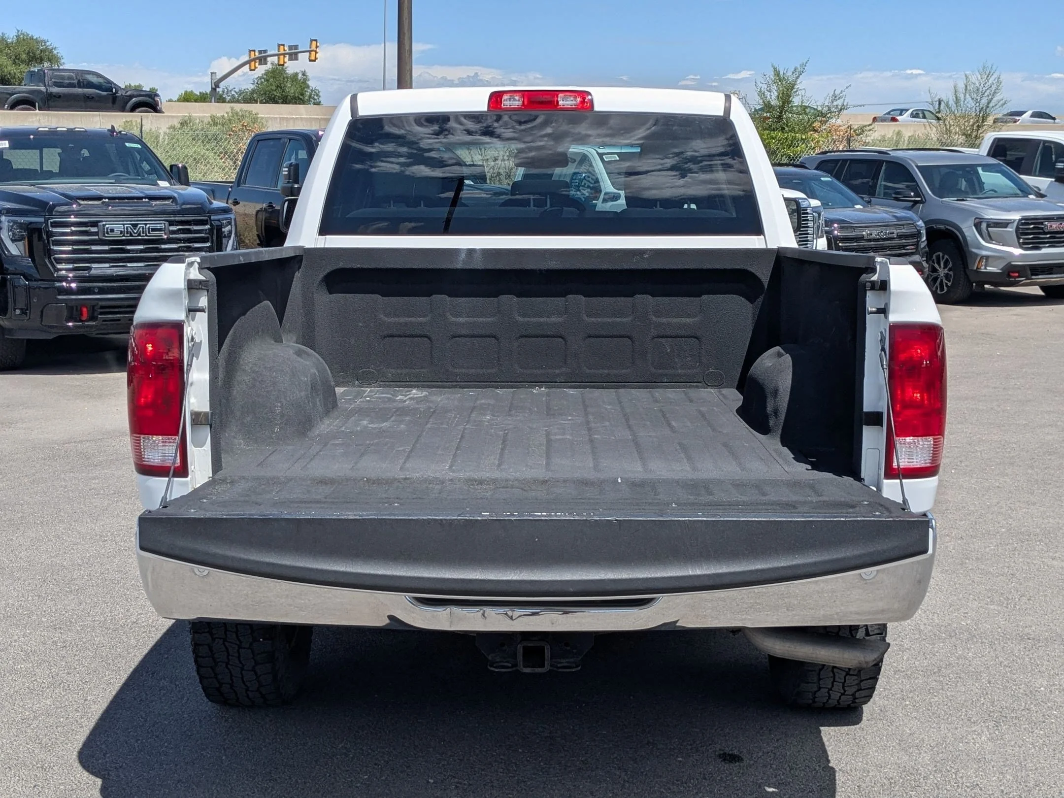 Used 2019 Bright White Clearcoat Ram Tradesman image 29