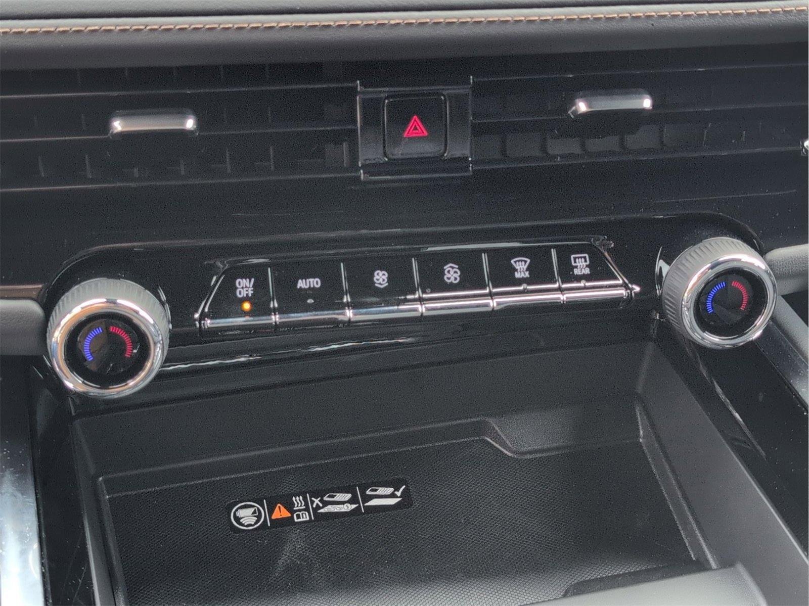 2026 Chevrolet Suburban High Country - Photo 21