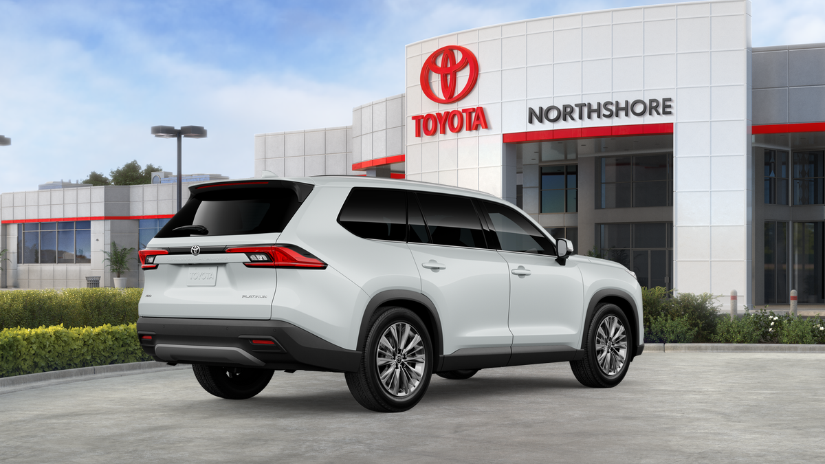 New 2026 Wind Chill Pearl Toyota Platinum image 17