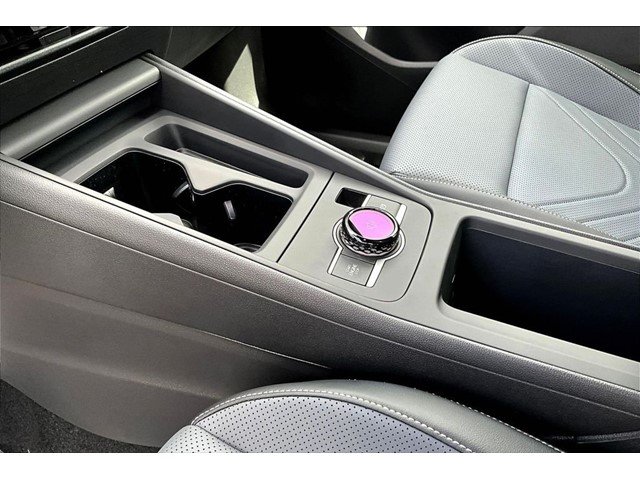 New 2026 Platinum Gray Metallic Volkswagen 2.0T SE R-Line Black image 18
