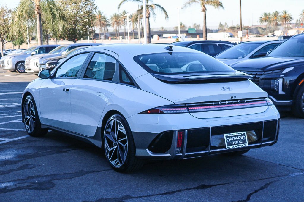 Certified Used 2023 White Hyundai SEL image 7