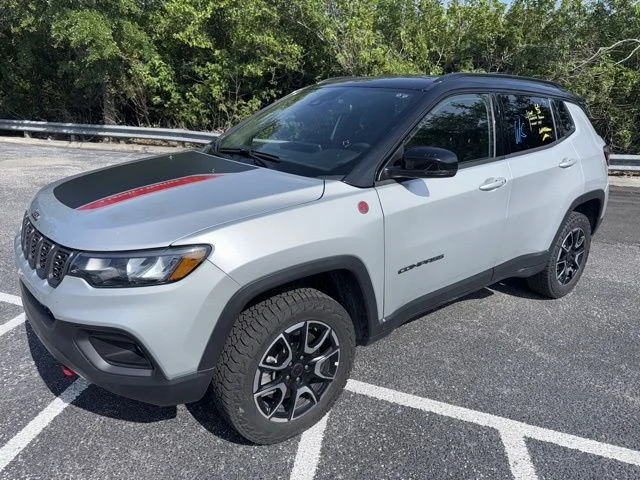 2025 Jeep Compass Trailhawk 4X4's photo