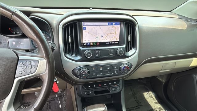 Used 2020 Silver GMC SLT image 25