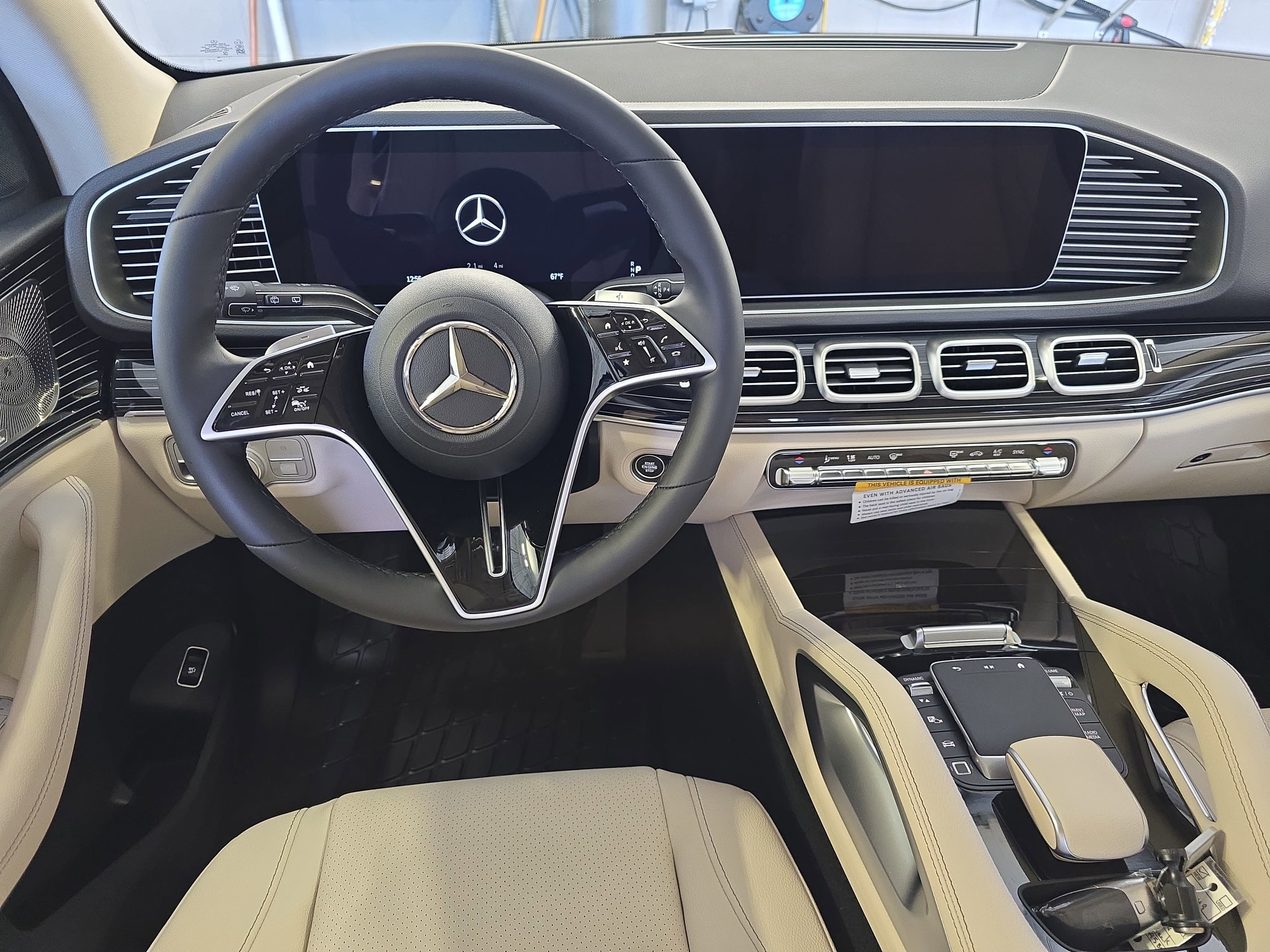 New 2026 Obsidian Black Metallic Mercedes-Benz GLE350 image 17
