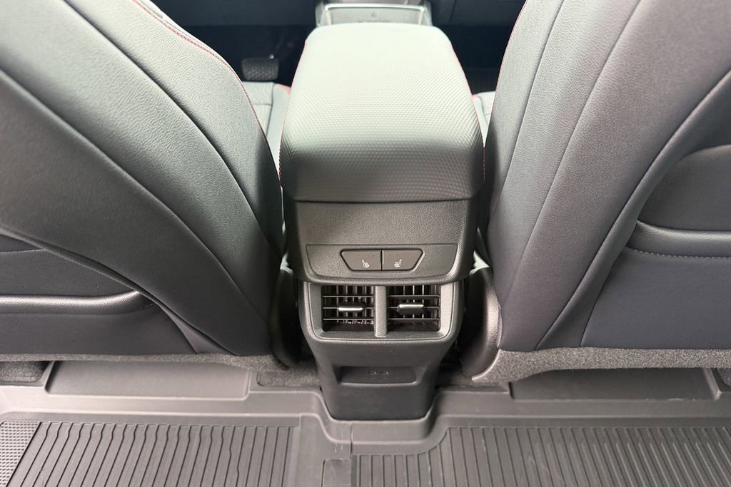Used 2026 Polar White Tricoat Chevrolet RS image 22
