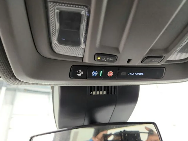 Used 2023 Gray Chevrolet Custom image 18