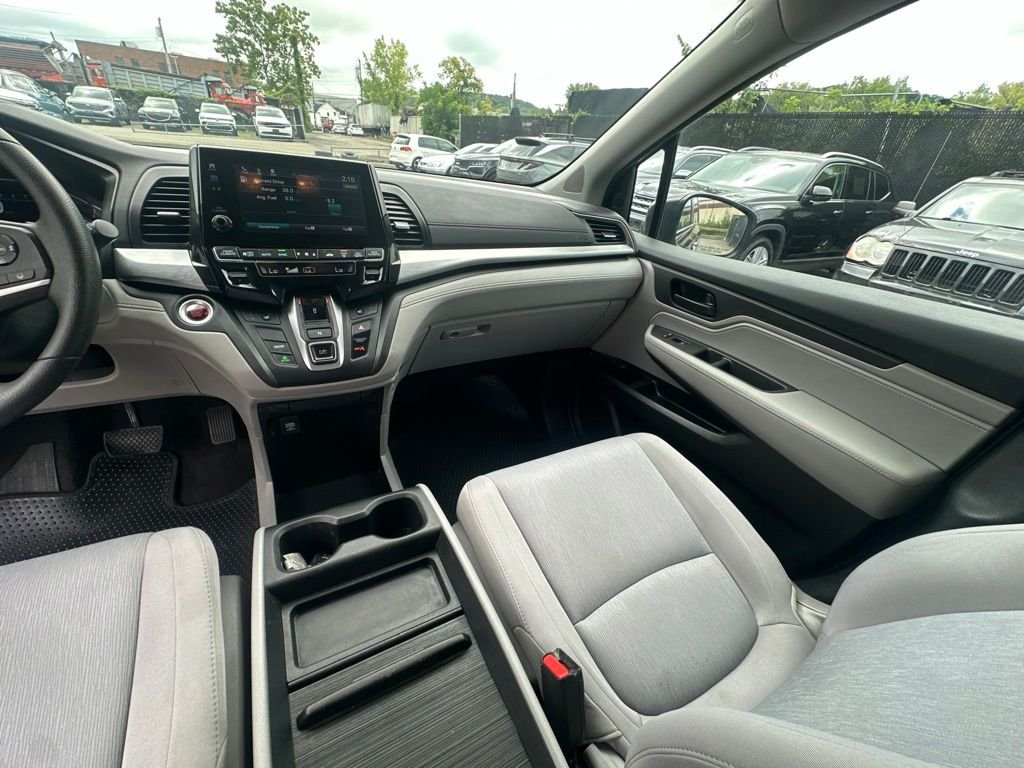 Used 2018  Honda EX image 25