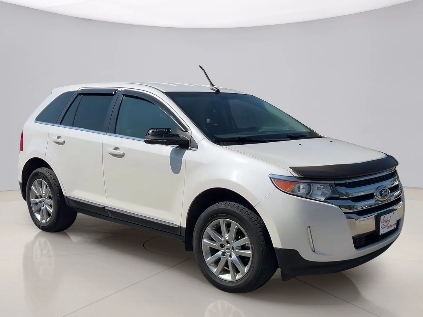 Used 2014 White Ford LIMITED image 8