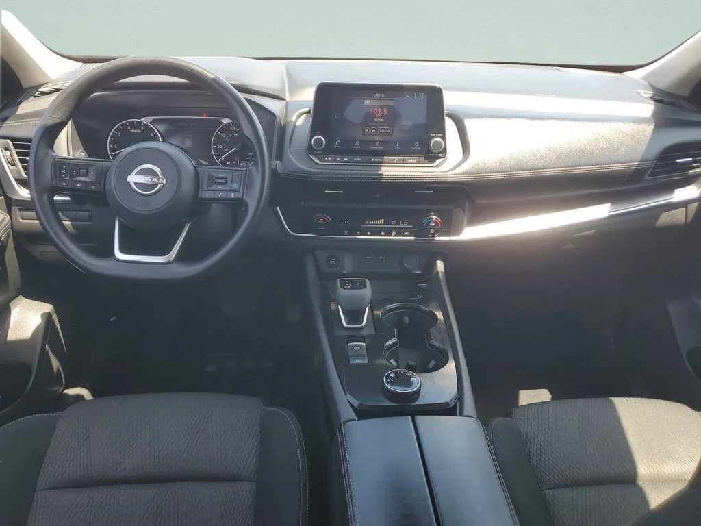 Used 2024 Gray Nissan SV Intelligent AWD image 11