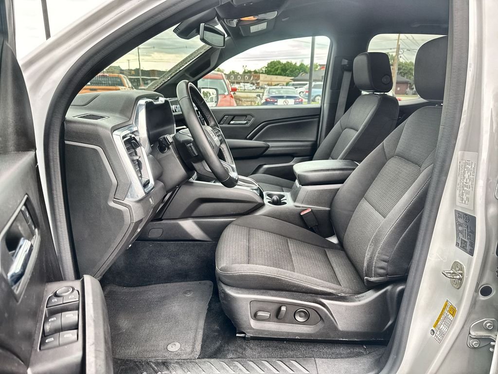 Certified Used 2023 White GMC Elevation image 13