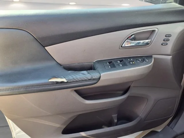 Used 2015  Honda Touring Elite image 16