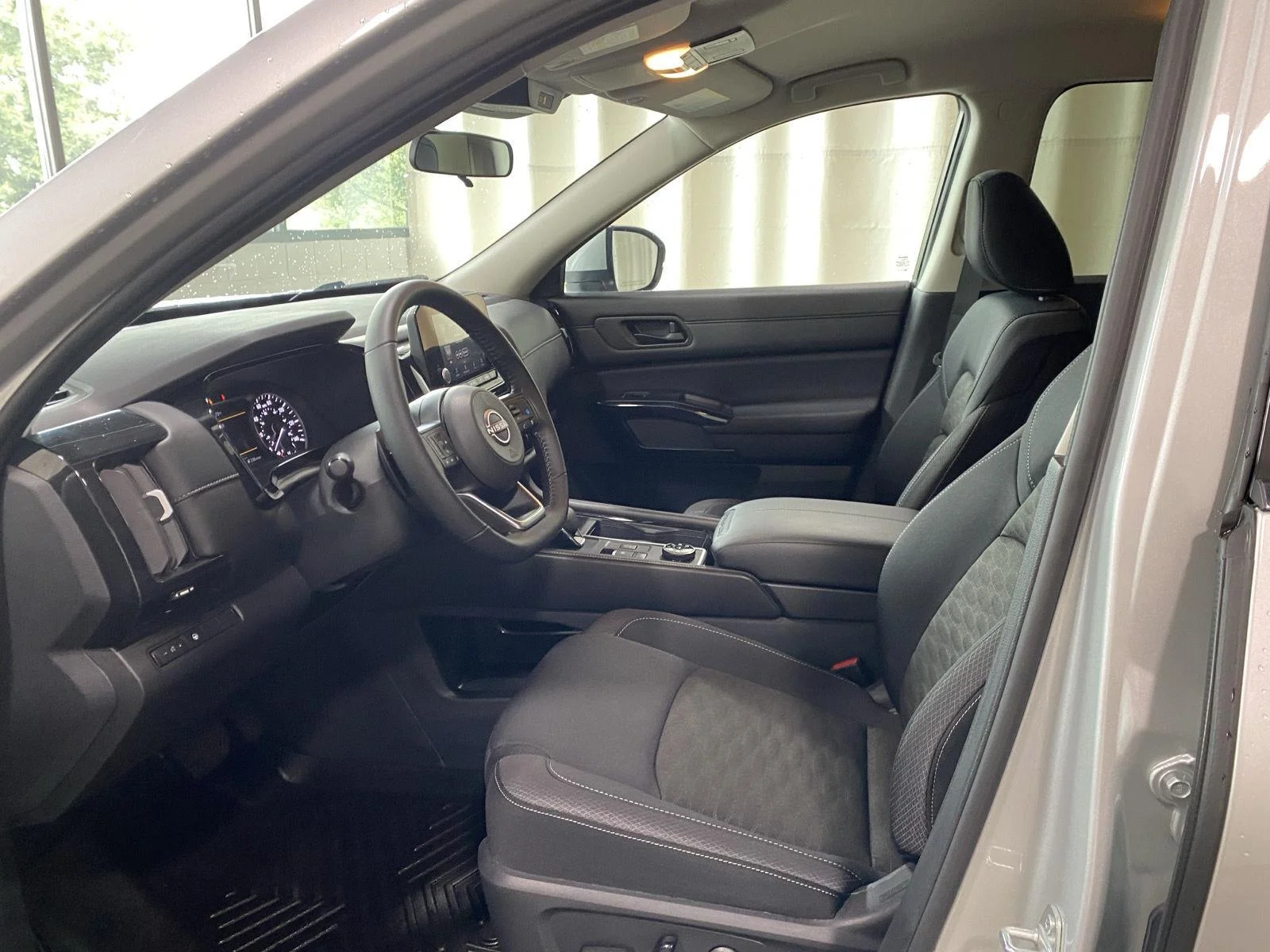 Used 2024 Brilliant Silver Metallic Nissan SV image 19