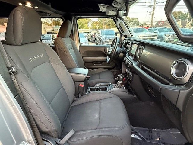 2020 Jeep Wrangler Unlimited Sahara - Photo 18