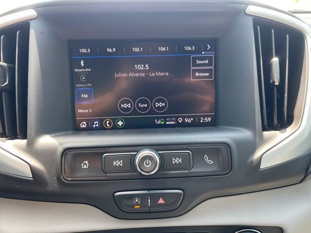 Used 2022 Silver GMC SLE image 17