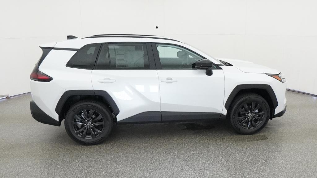 New 2026 Wind Chill Pearl Toyota XLE Premium image 20
