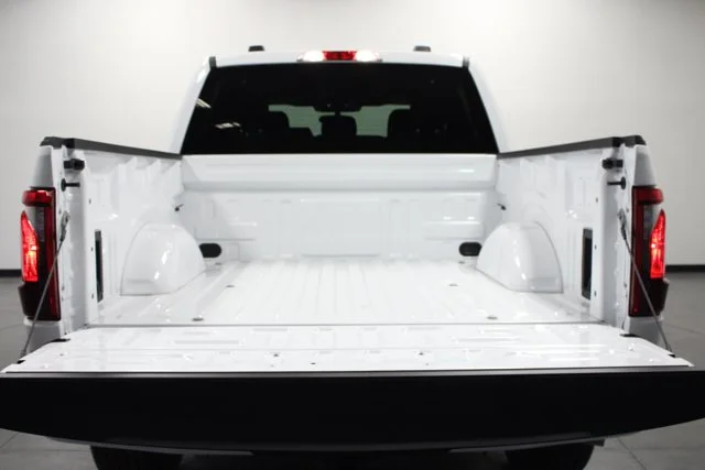 New 2026 Oxford White Ford STX® image 36