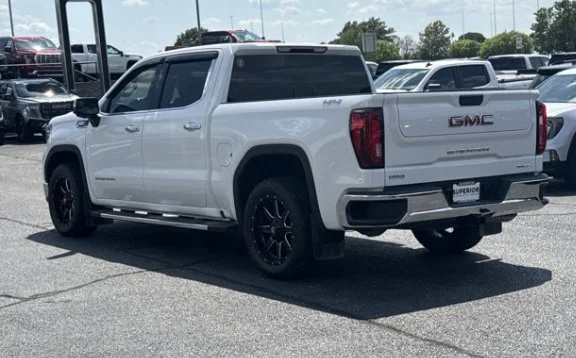 Used 2024 Summit White GMC SLT image 12