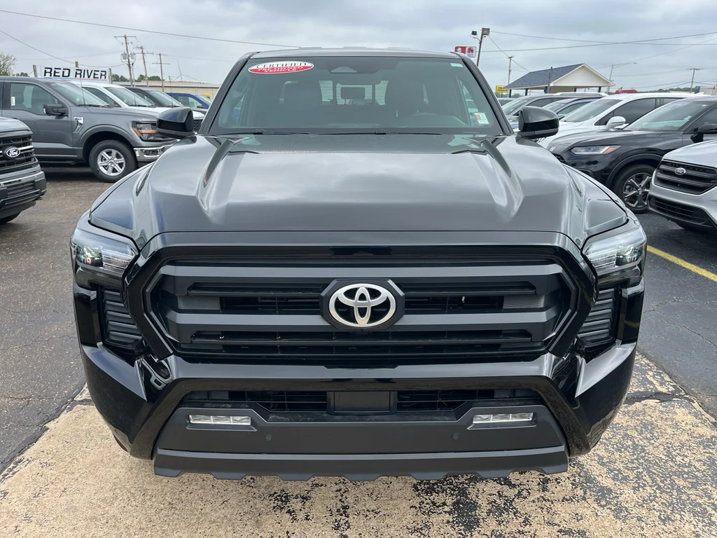 Used 2025 Toyota Tacoma SR5 with VIN 3TYLB5JN6ST084439 for sale in Little Rock