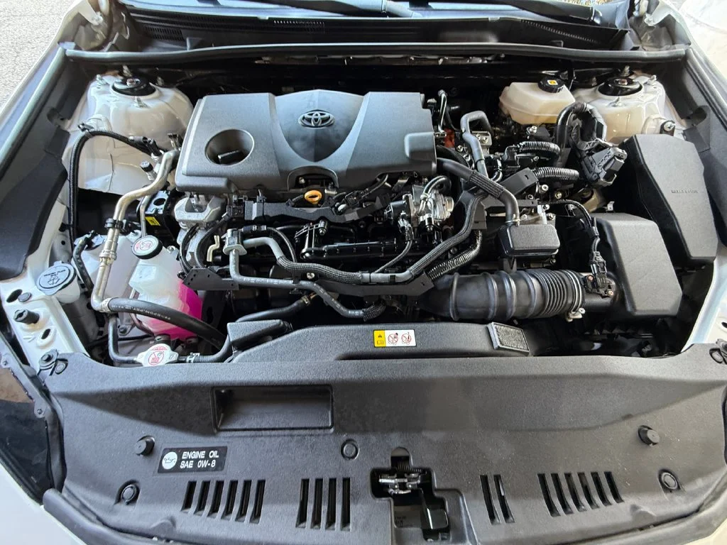 Used 2025 White Toyota LE image 20