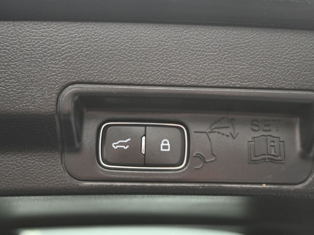 Used 2022 Black Ford ST image 33
