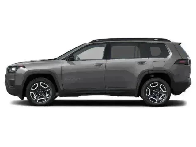 New 2026 Sting-Gray Clearcoat Jeep Laredo image 3