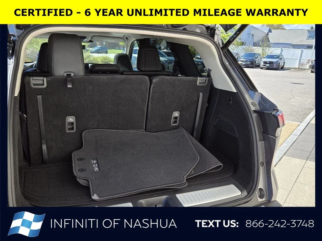 Certified Used 2023 Gray INFINITI LUXE image 21