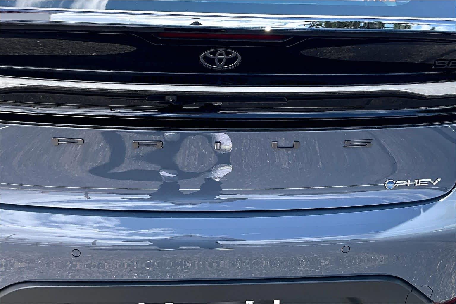 Used 2026 Guardian Gray Toyota SE image 10