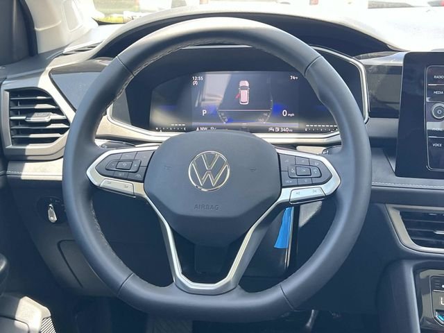 New 2026 Black Volkswagen 1.5T SE Black image 8