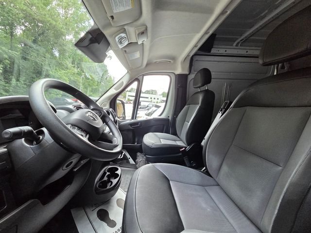 Used 2025 White Ram High Roof image 9