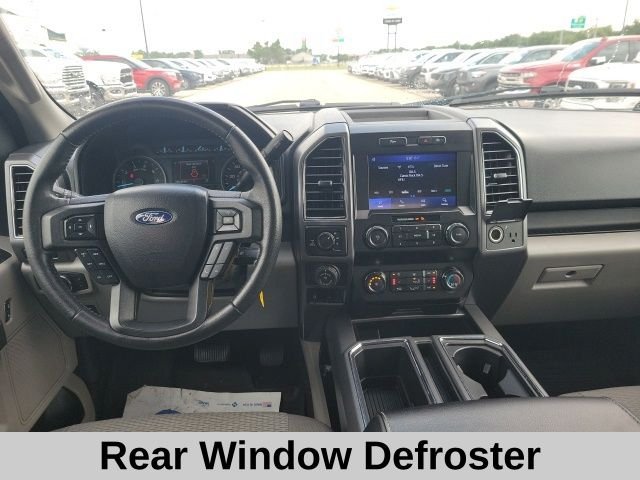 Used 2020 Black Ford XLT image 4