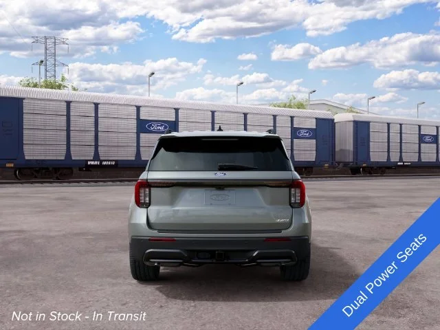New 2027 Avalanche Gray Ford ST-Line image 7